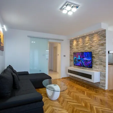 Top Mirta.luxury And Extravagant Apartment
